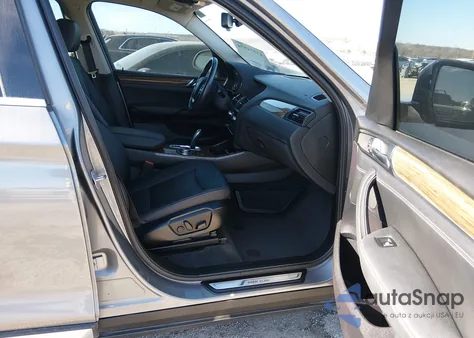 2015 BMW X3 xDrive28I z USA, uszkodzony, nr VIN 5UXWX9C50F0D53432